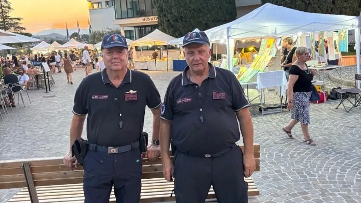 Volontari ANC Nucleo Città di Salò in servizio durante le manifestazioni estive a Moniga del Garda